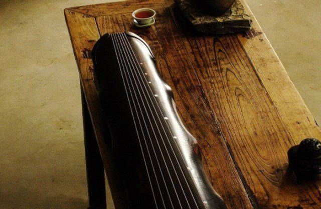 山西省古琴蕴含的传统文化，一把古琴制备出来要两年的时间